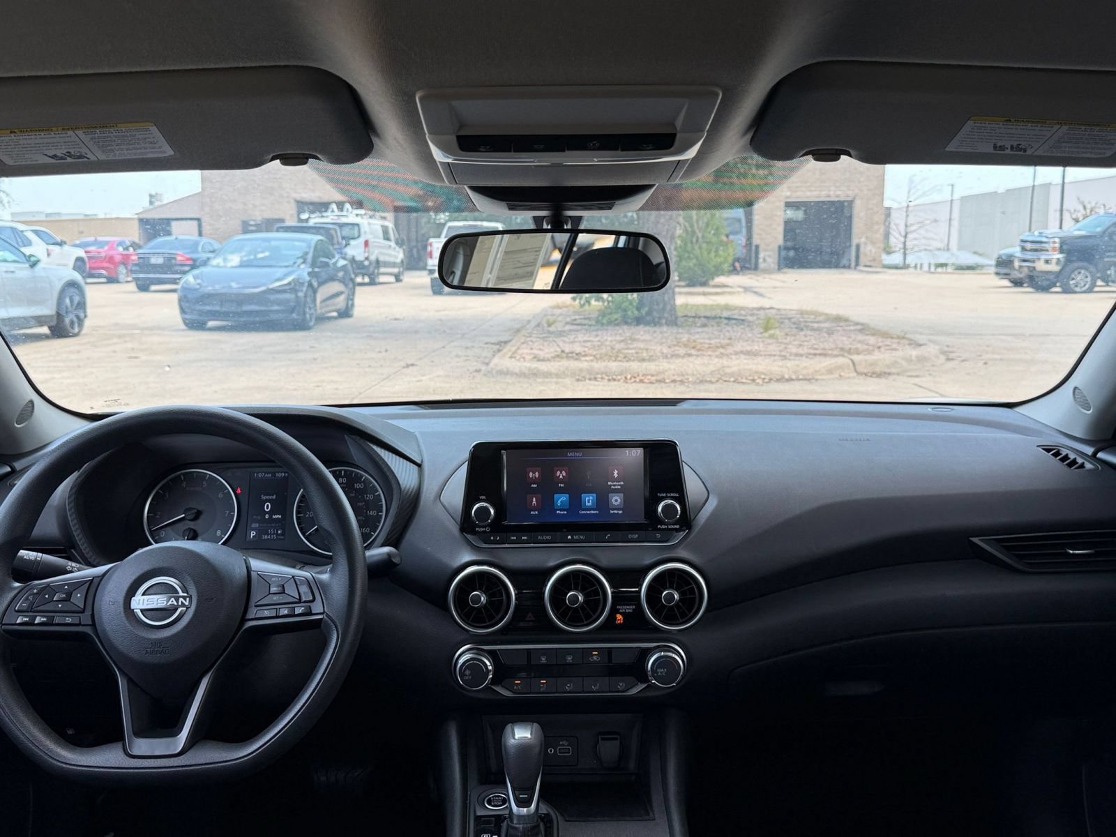 Used 2025 Nissan Sentra S FWD image 32