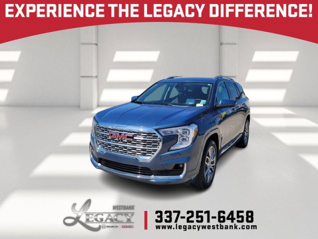 Used 2024 GMC Terrain Denali w/ Denali Premium Package image 1