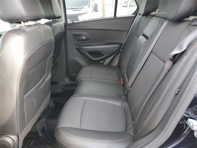 Certified 2022 Chevrolet Trax LT w/ LT Convenience Package image 24