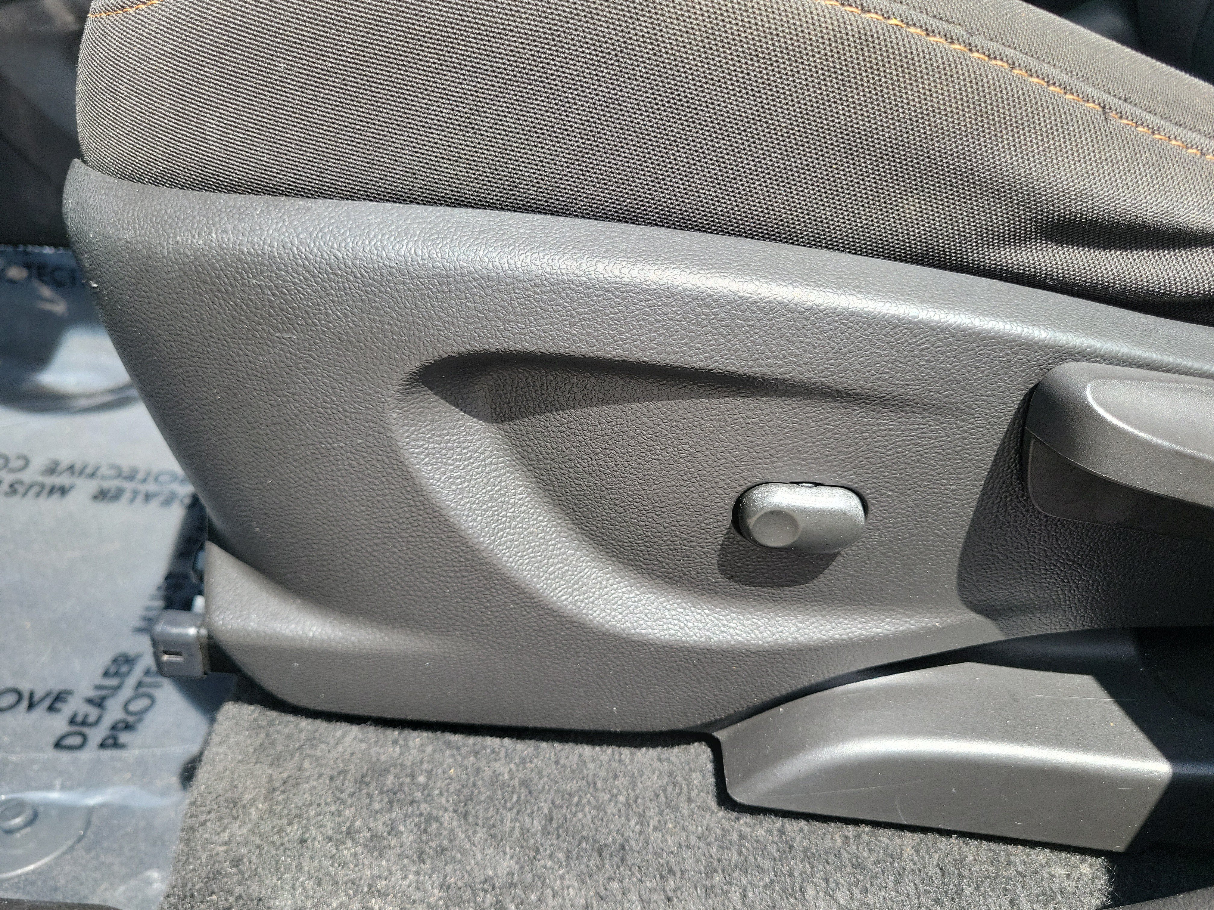 Used 2020 Chevrolet Trax LS FWD image 21