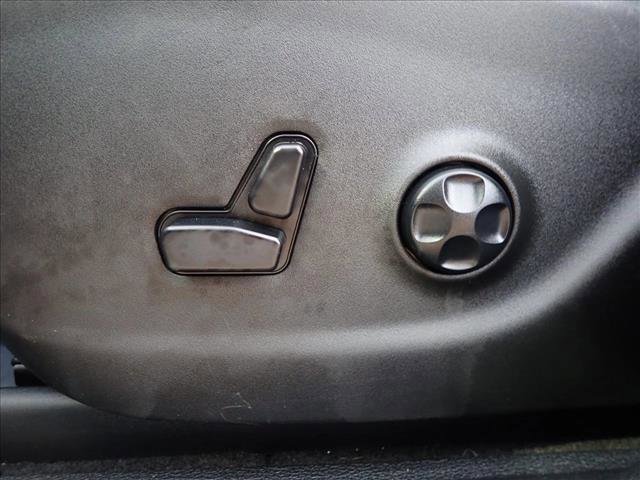 Used 2020 Jeep Cherokee Limited w/ Trailer Tow Group AWD/4WD image 13