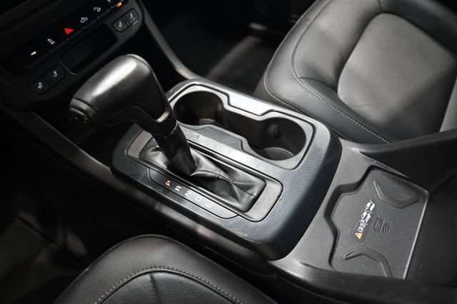 Used 2019 Chevrolet Colorado Z71 AWD/4WD image 19