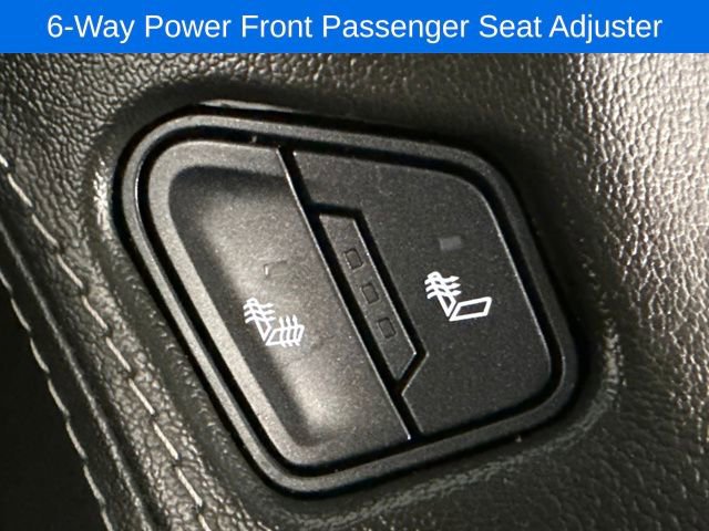 Used 2018 Chevrolet Suburban LT image 25