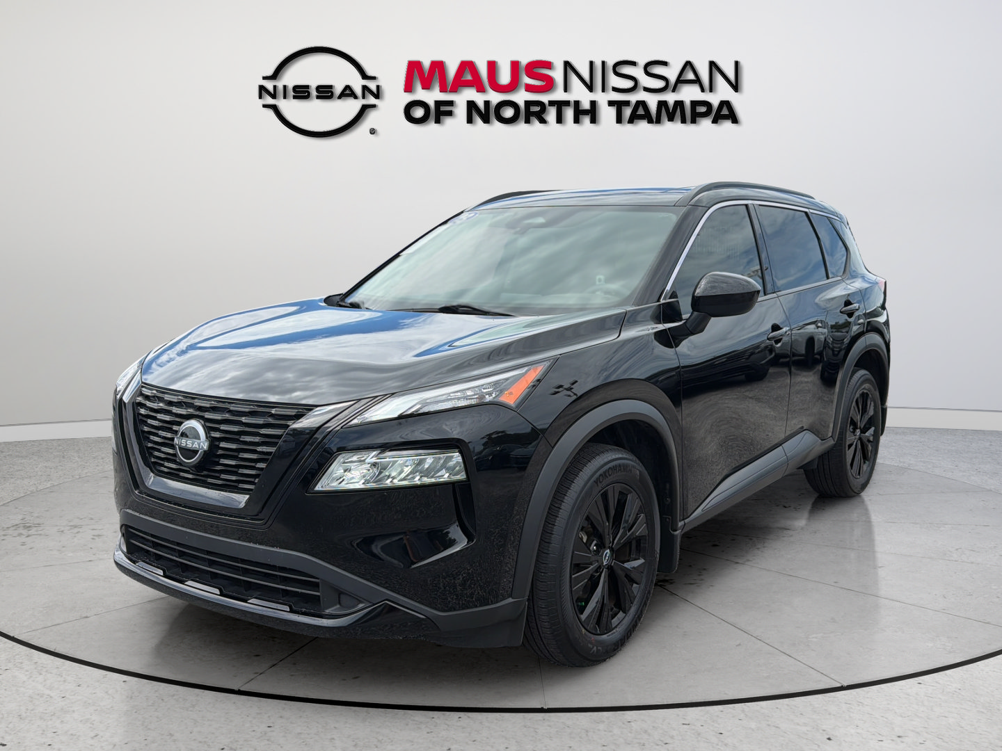 Used 2023 Nissan Rogue SV w/ SV Premium B Package FWD image 4