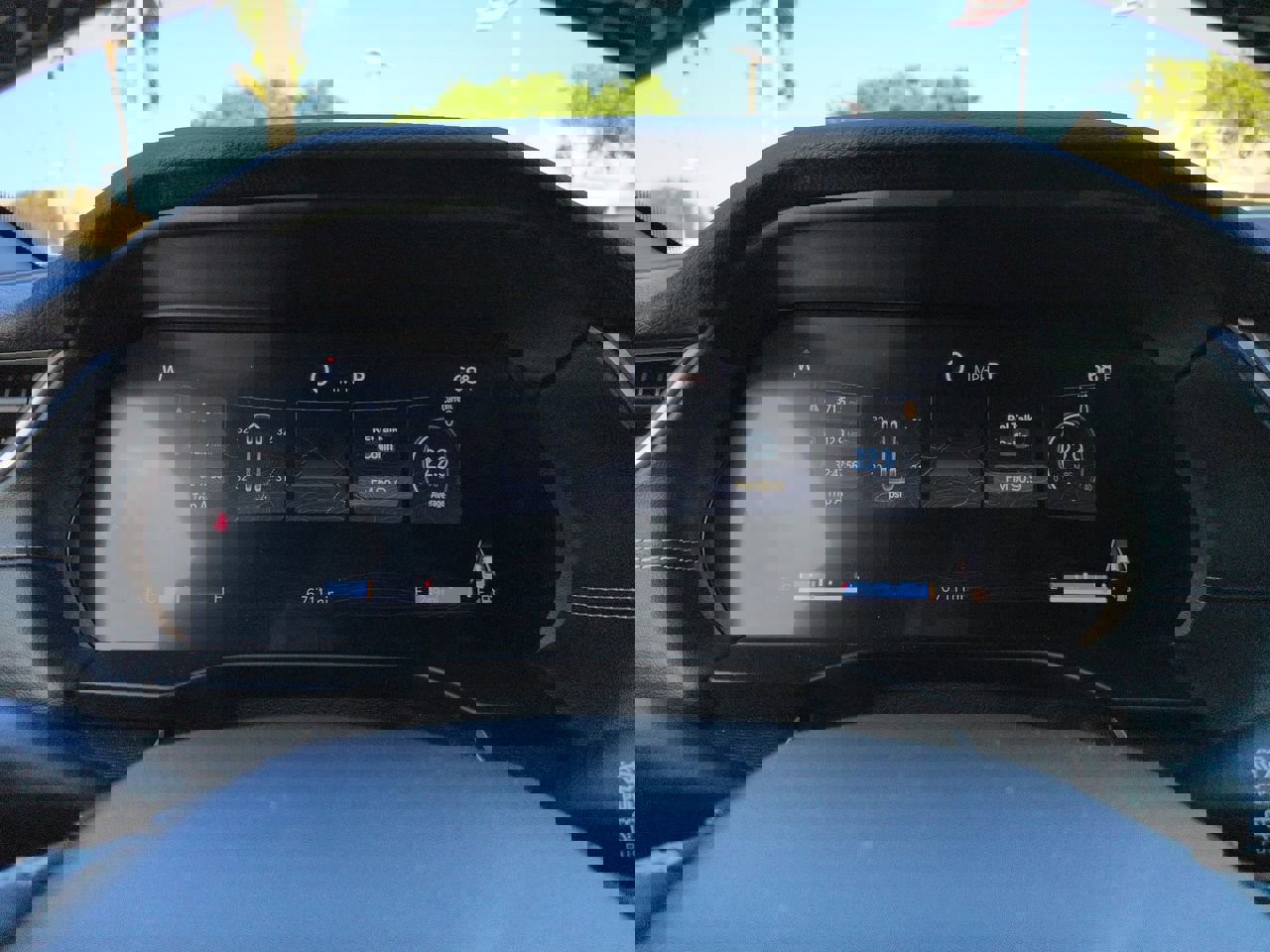 Used 2025 Jeep Grand Cherokee Laredo X image 27