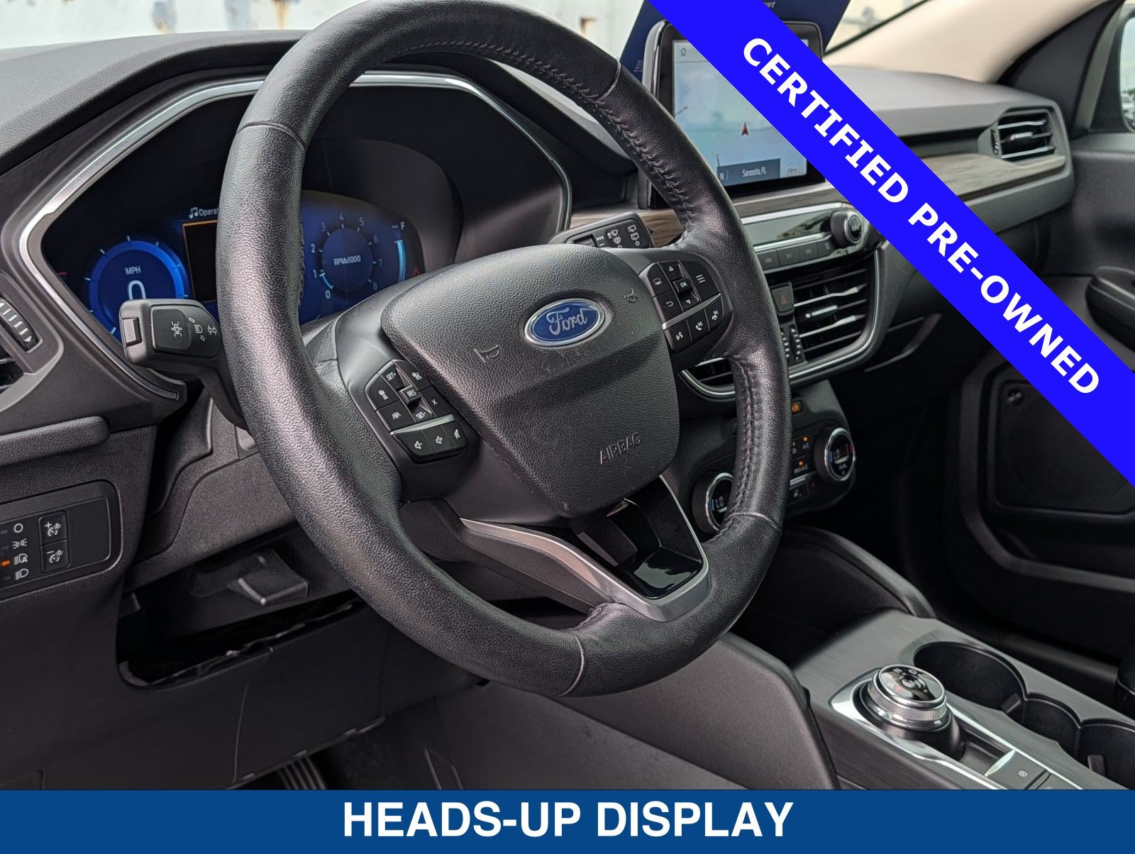 Certified 2020 Ford Escape Titanium AWD/4WD image 22