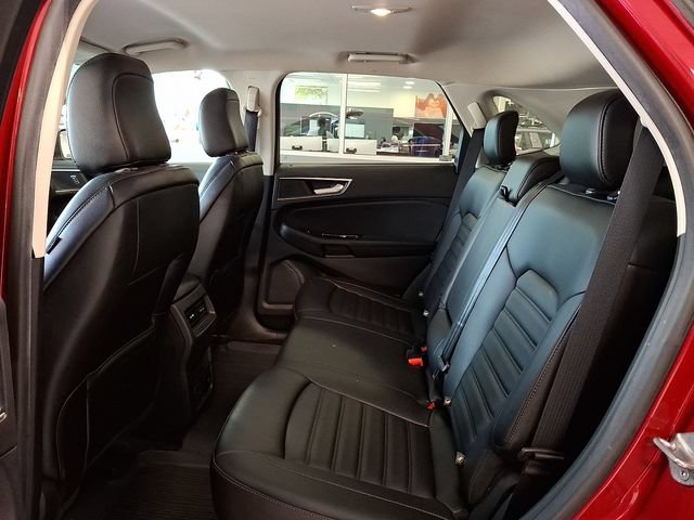 Used 2020 Ford Edge SEL w/ Convenience Package AWD/4WD image 10