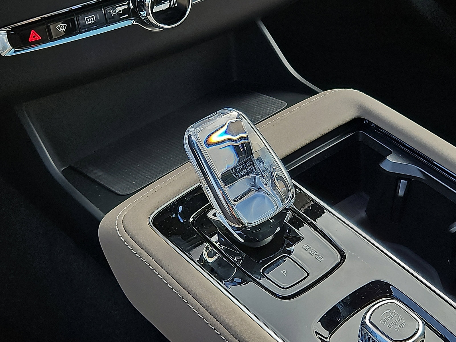 New 2026 Volvo XC90 B6 Plus image 13
