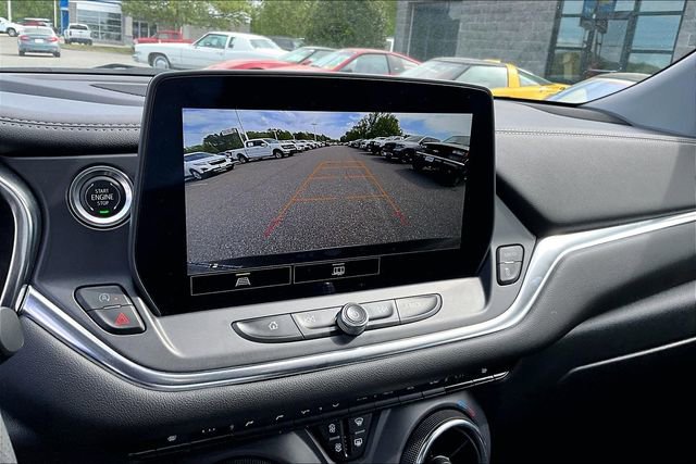 Used 2025 Chevrolet Blazer LT image 14