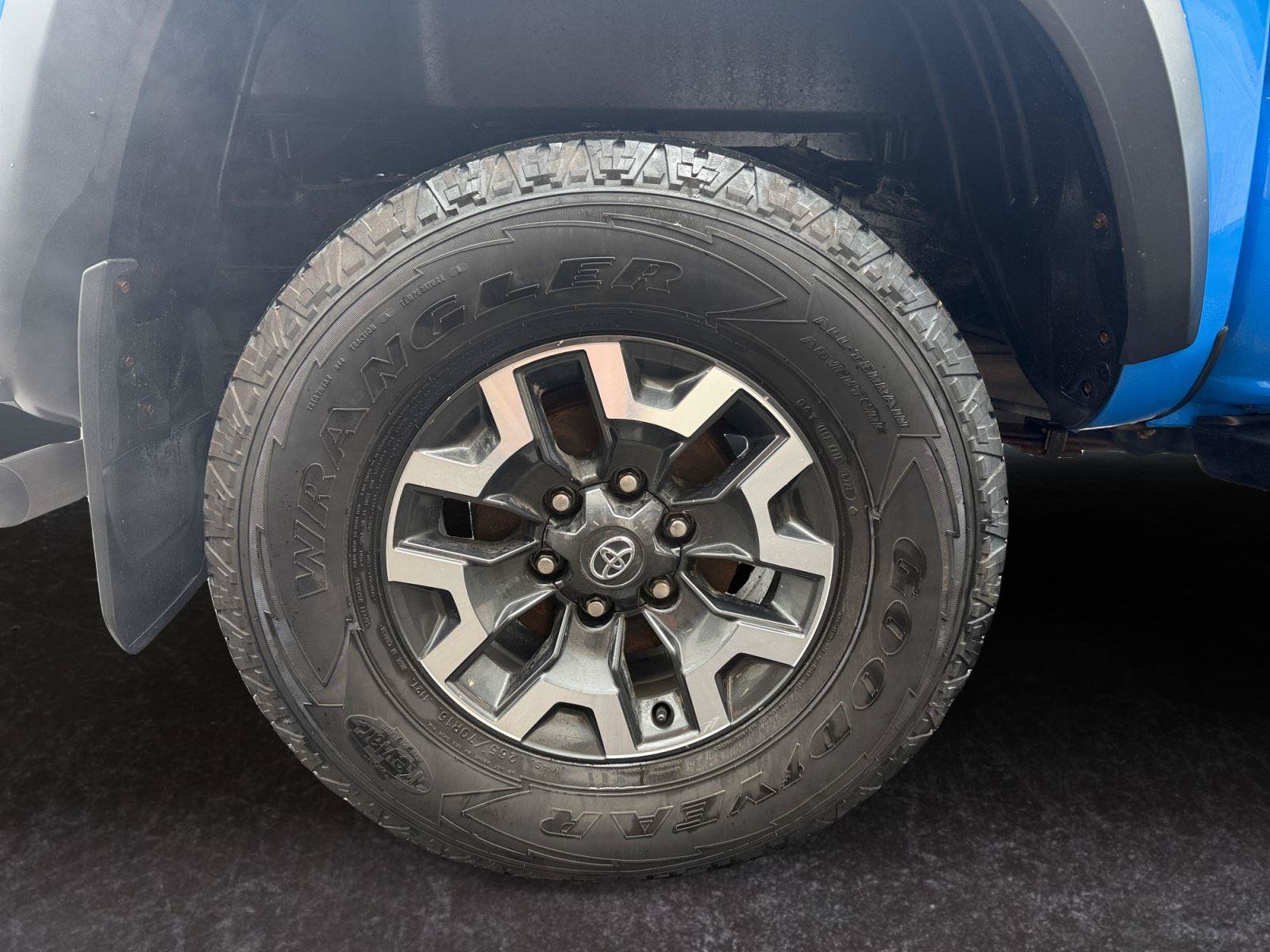 Used 2021 Toyota Tacoma TRD Pro AWD/4WD image 28