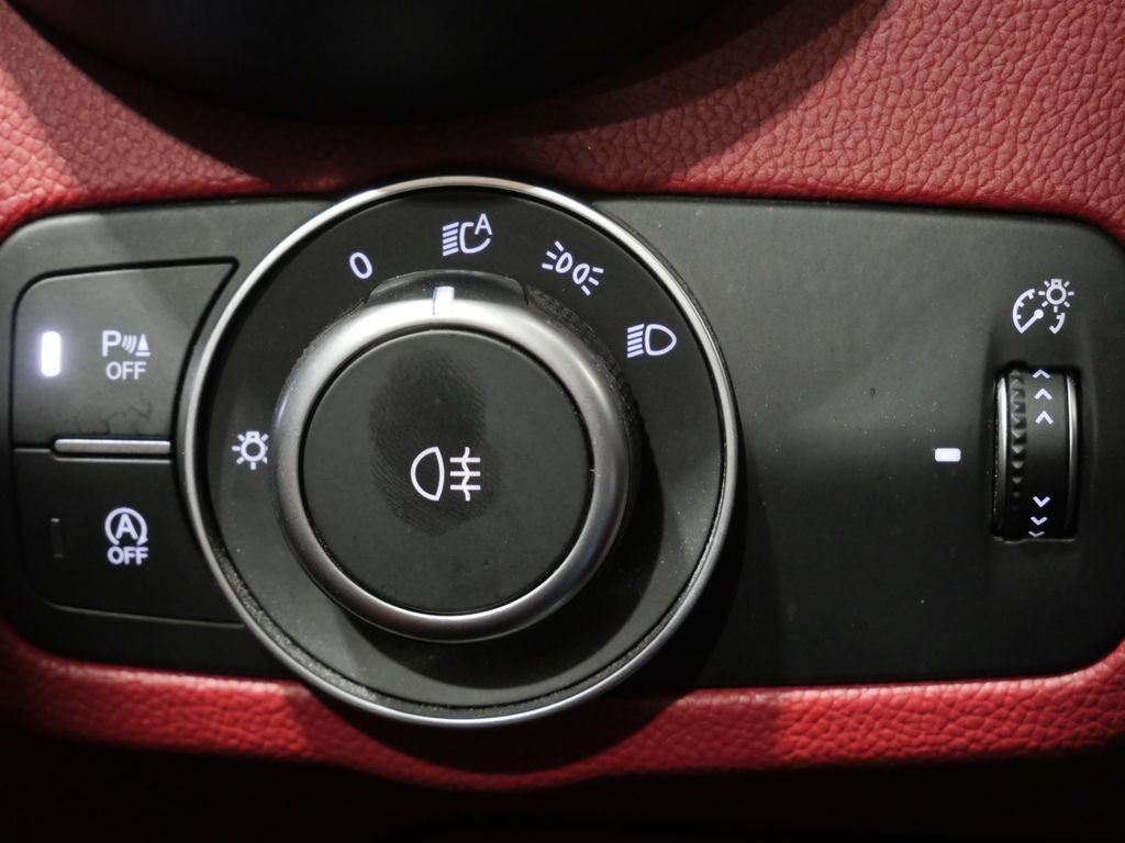 Used 2020 Alfa Romeo Stelvio AWD w/ Cold Weather Package image 14