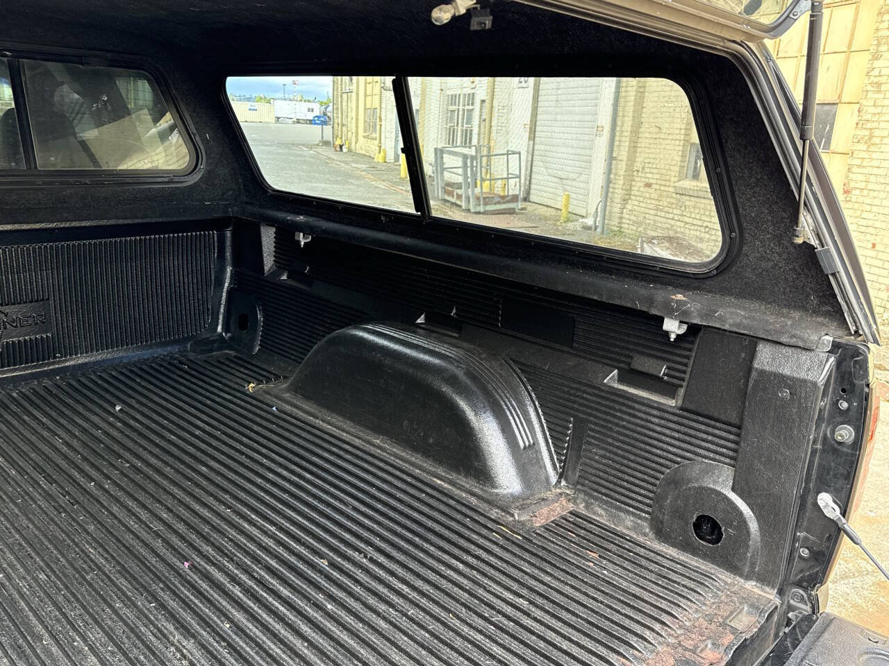 Used 2003 Chevrolet Silverado 1500 SS AWD/4WD image 30