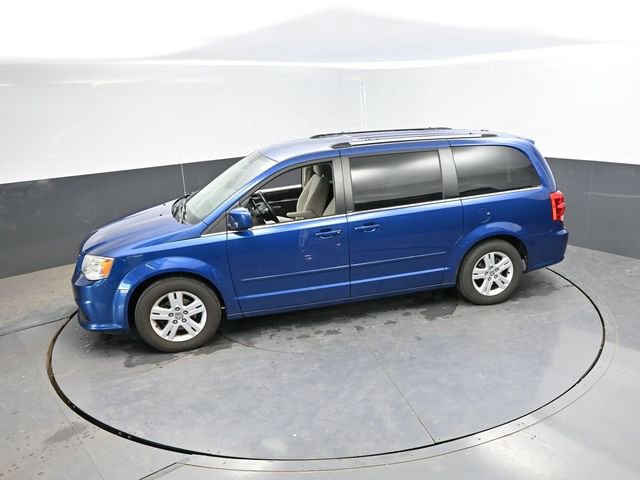 Used 2011 Dodge Grand Caravan Crew w/ Safety Sphere Group FWD image 37
