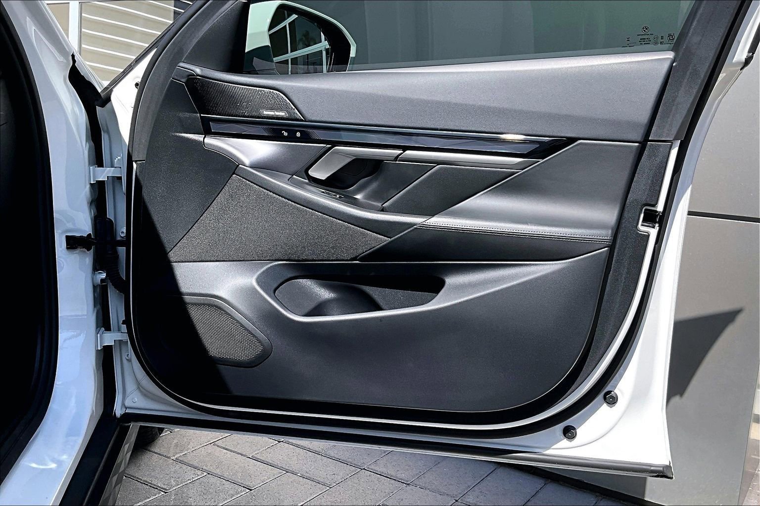 Used 2024 BMW i5 eDrive40i w/ M Sport Package image 23