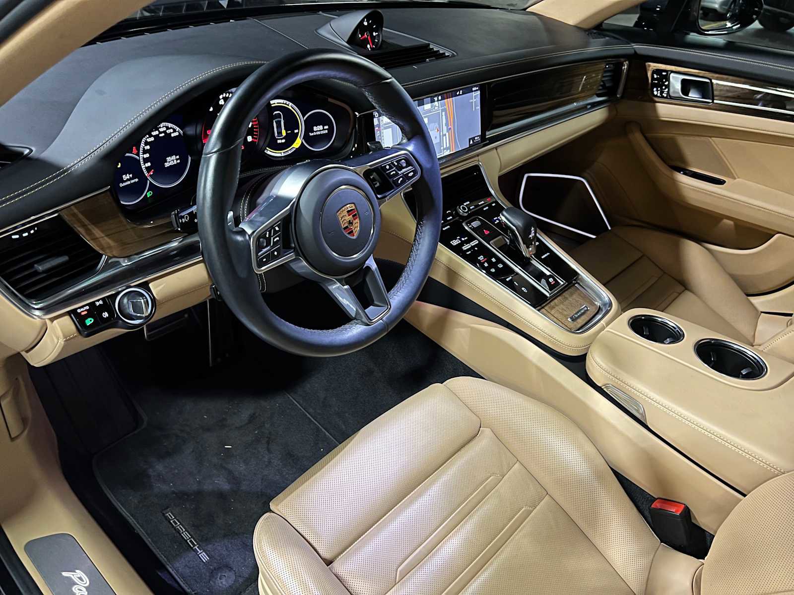 Used 2018 Porsche Panamera 4S AWD/4WD image 27