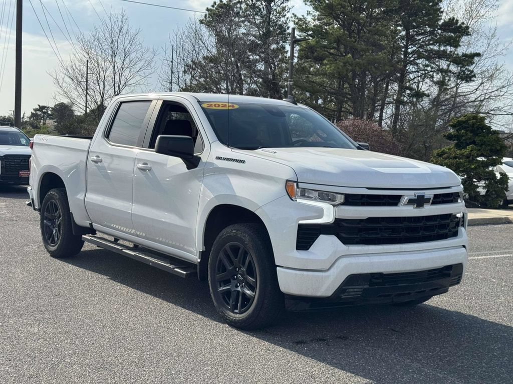 Used 2024 Chevrolet Silverado 1500 RST w/ Protection Package AWD/4WD image 2
