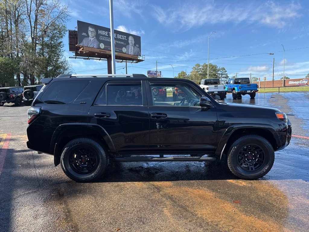 Used 2022 Toyota 4Runner SR5 image 5