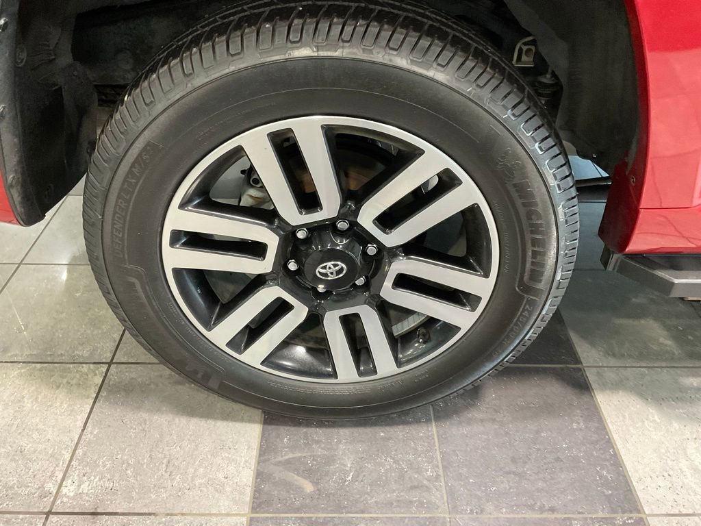 Certified 2022 Toyota 4Runner Limited AWD/4WD image 6