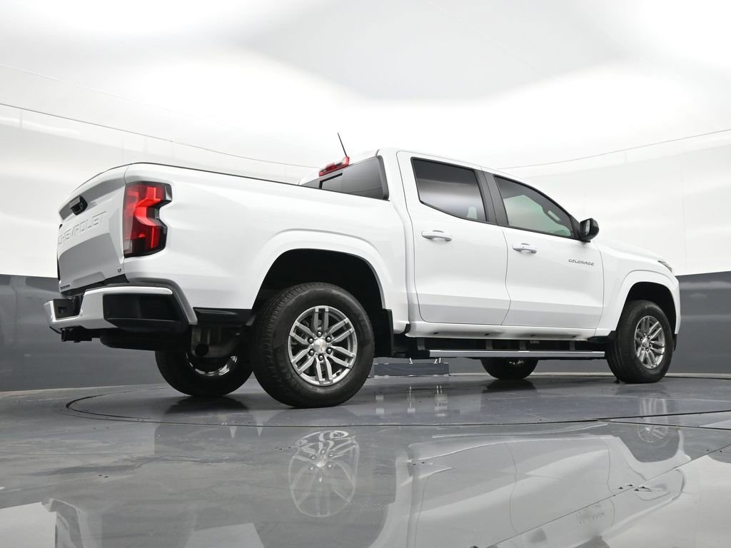 Used 2024 Chevrolet Colorado LT w/ LT Convenience Package image 30