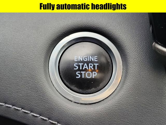 Used 2021 Toyota Highlander XLE image 30