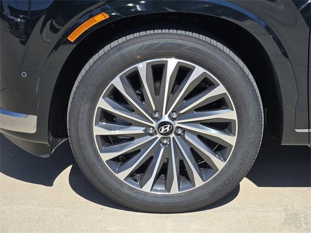 Used 2025 Hyundai Palisade Calligraphy image 7