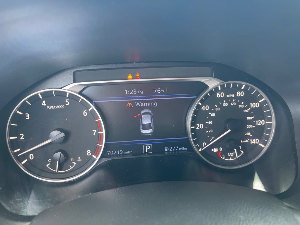 Used 2023 Nissan Altima 2.5 SV FWD image 18