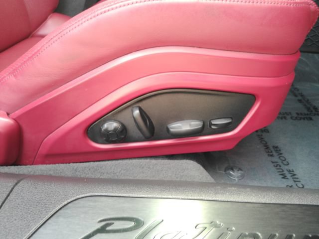Used 2022 Porsche Panamera Platinum Edition RWD image 23