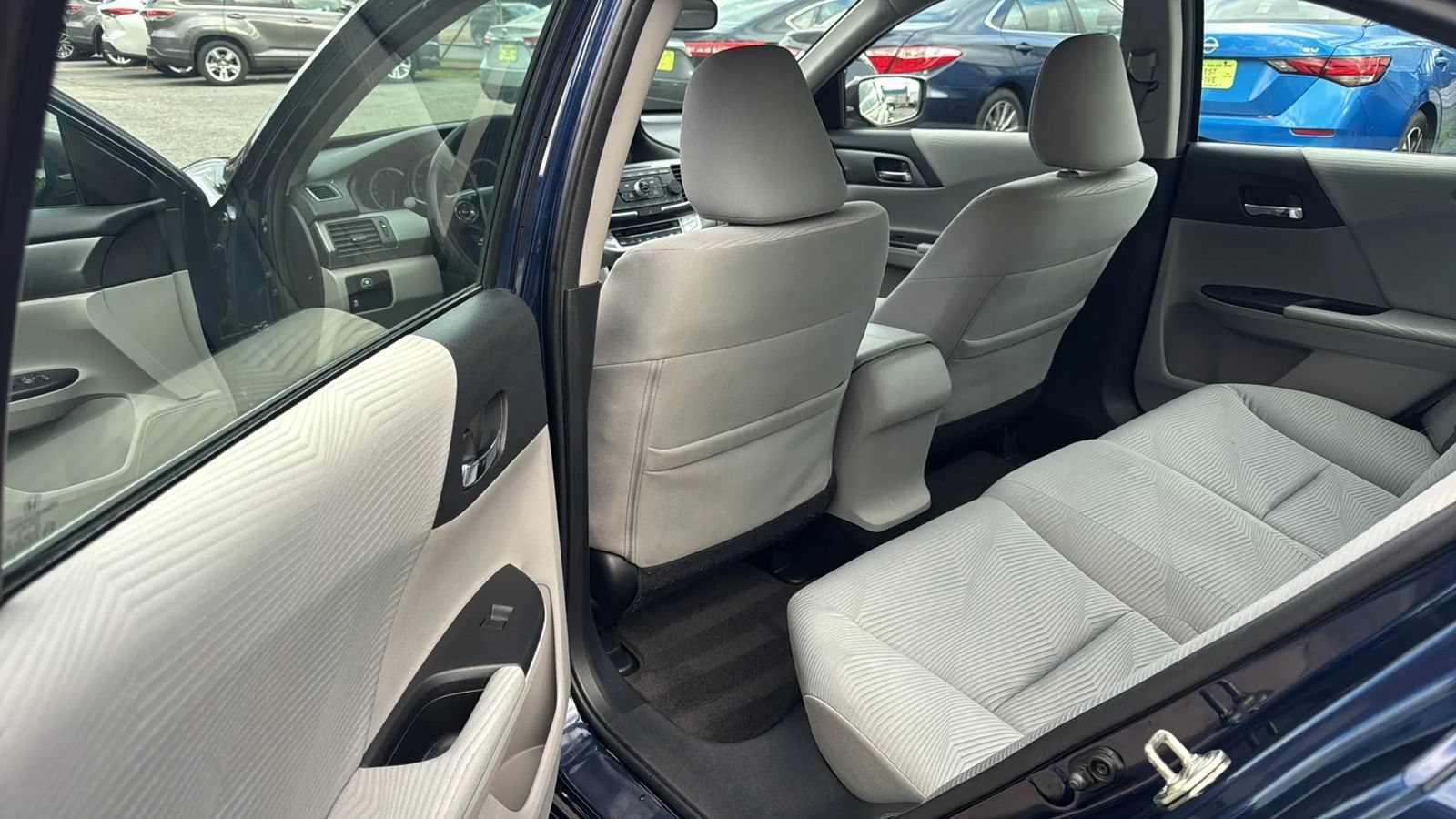 Used 2015 Honda Accord LX image 13