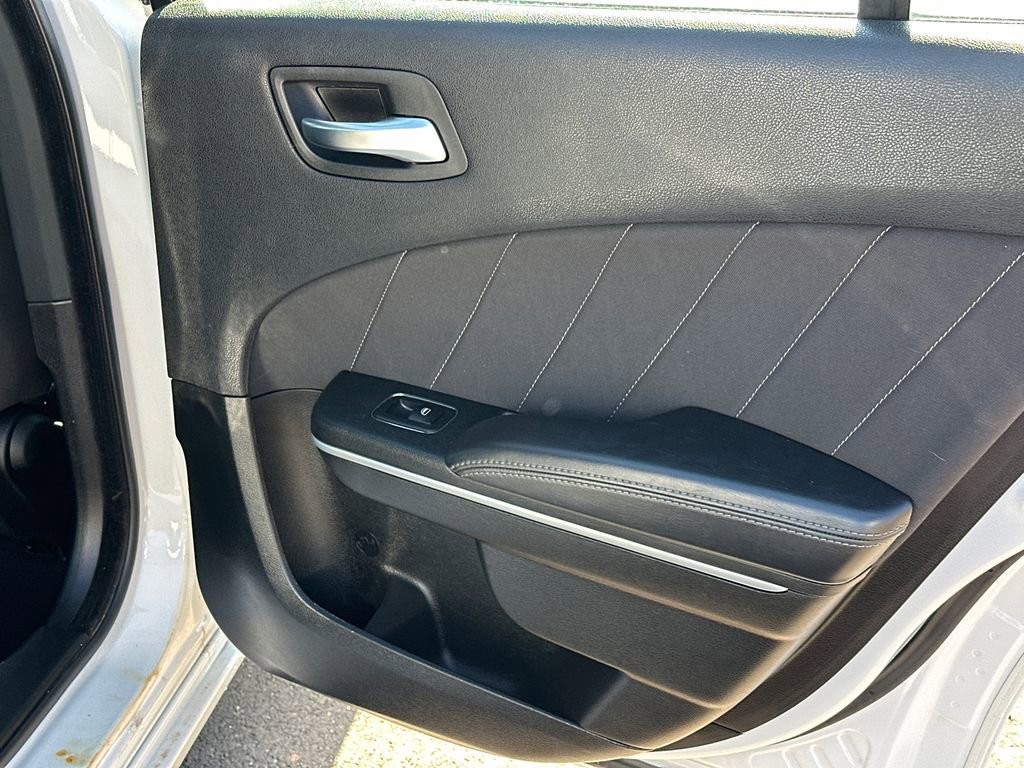 Used 2022 Dodge Charger SXT image 16