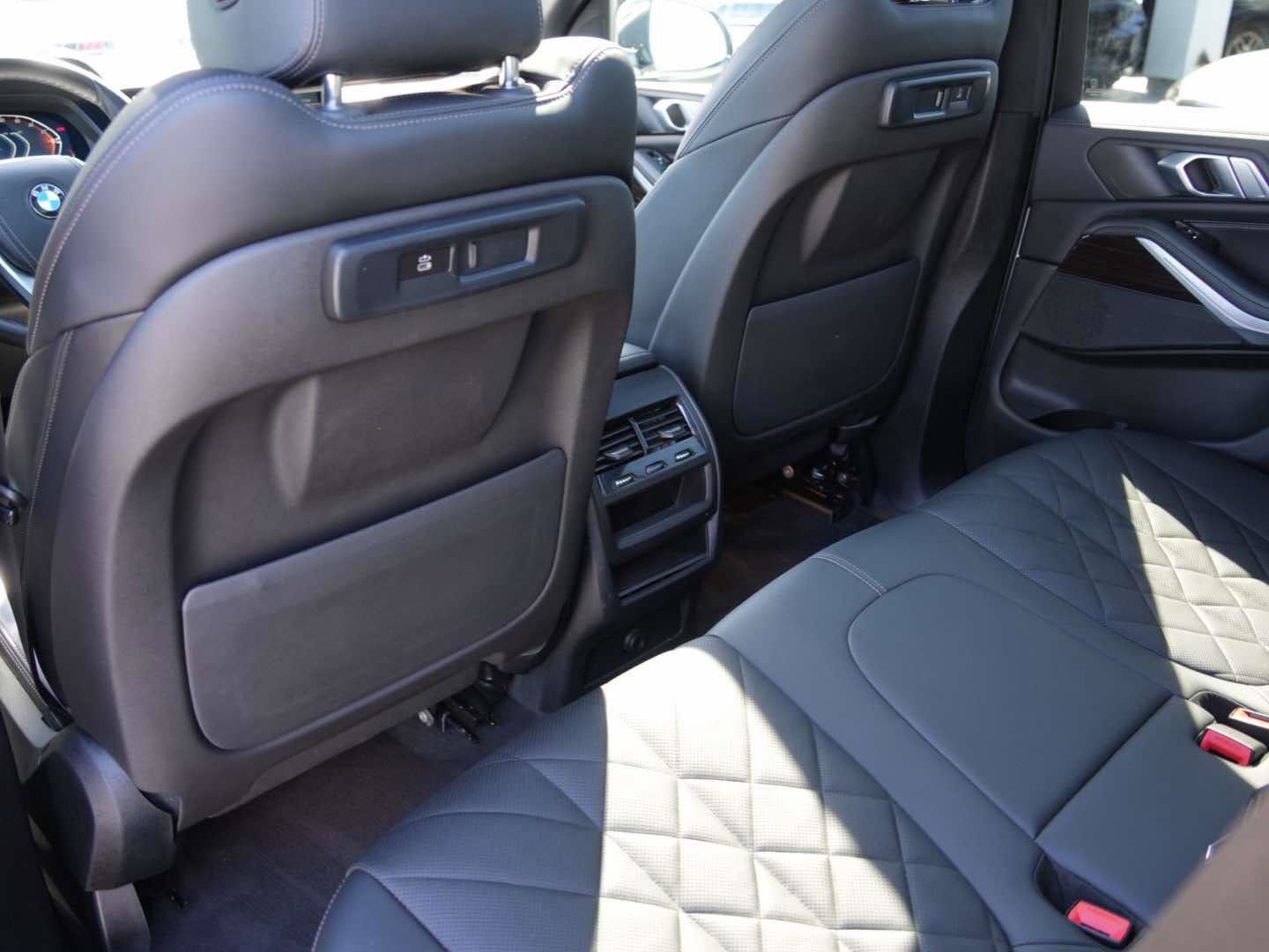 Certified 2023 BMW X5 sDrive40i image 11