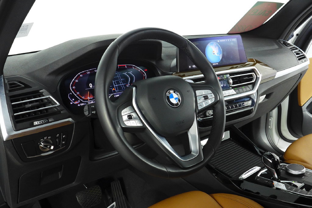 Used 2024 BMW X3 sDrive30i w/ Convenience Package RWD image 31