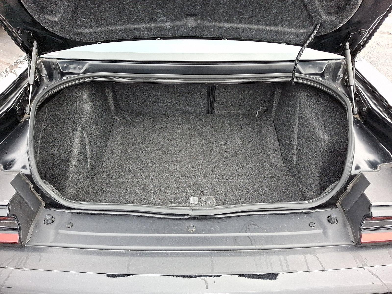 Used 2022 Dodge Challenger SRT Hellcat Redeye image 29