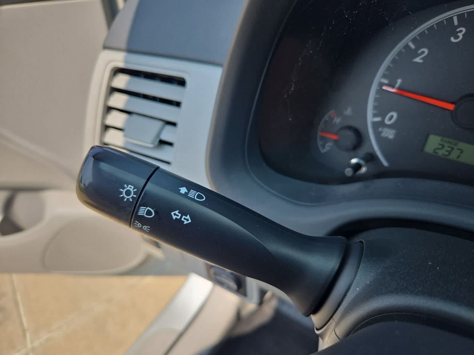 Used 2013 Toyota Corolla LE FWD image 23