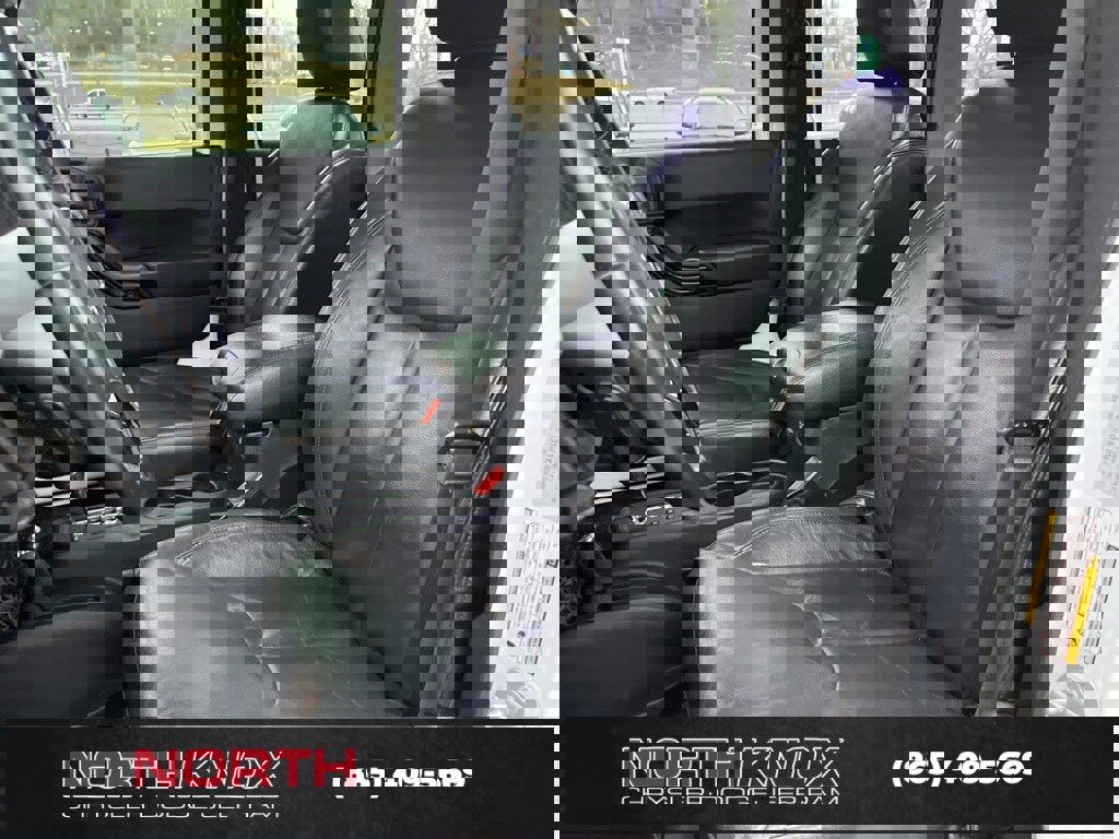 Used 2015 Jeep Wrangler Unlimited Sahara image 6