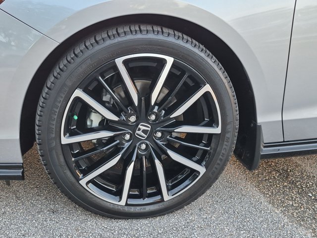 Used 2025 Honda Accord Touring image 25