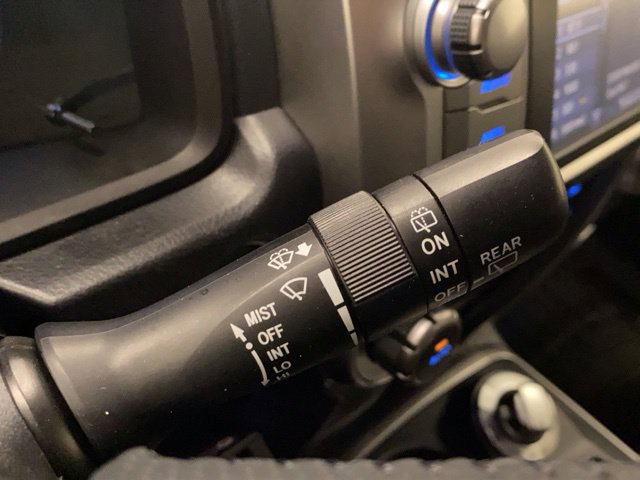 Used 2015 Toyota 4Runner Limited AWD/4WD image 31