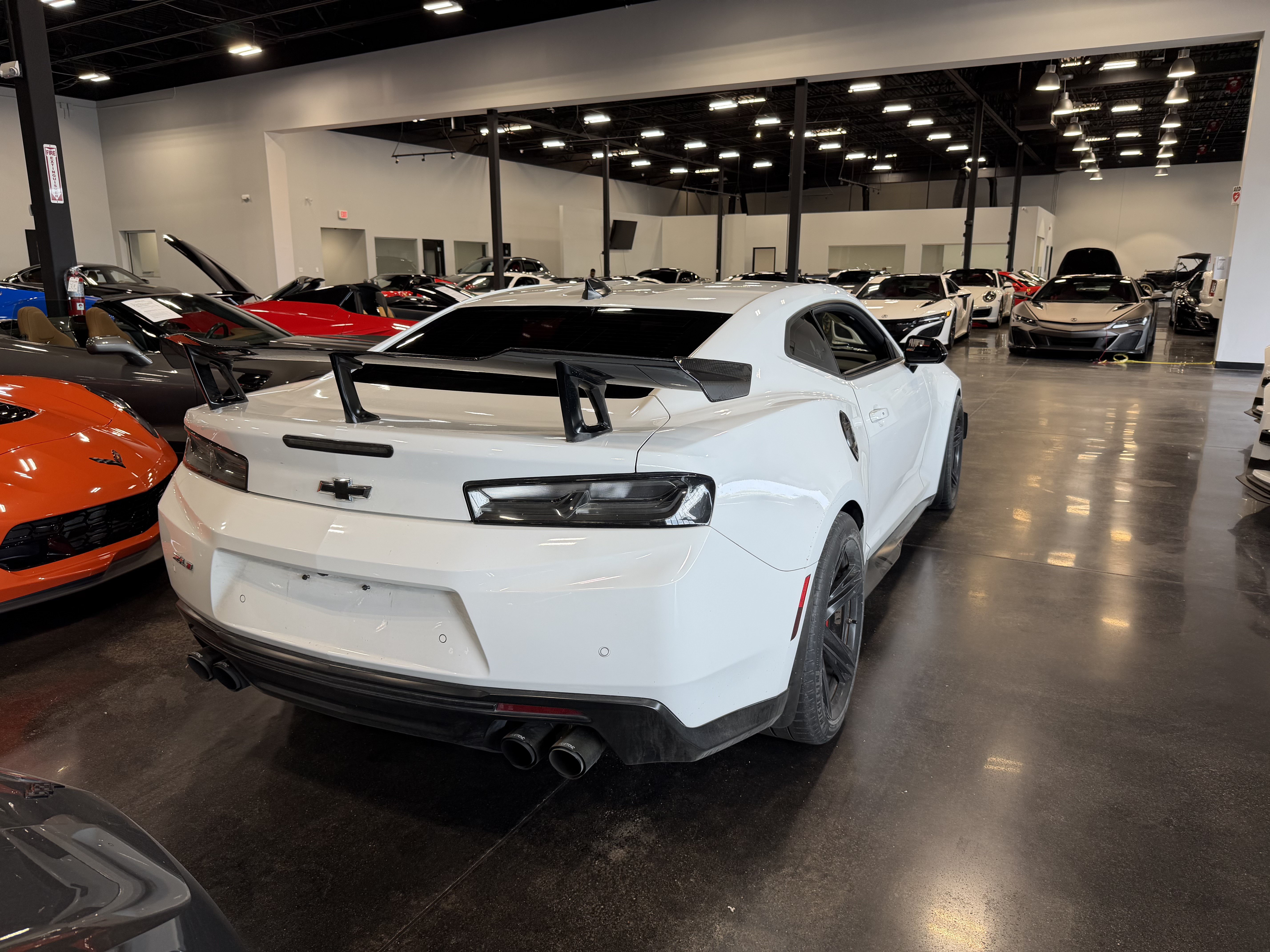 Used 2018 Chevrolet Camaro ZL1 RWD image 3