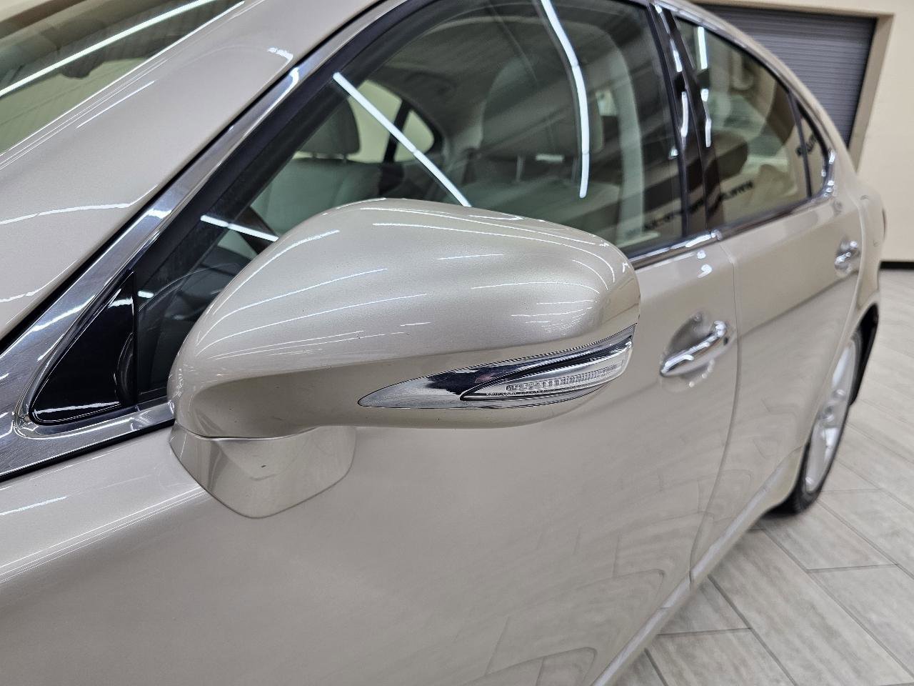 Used 2010 Lexus LS 460 Luxury image 11