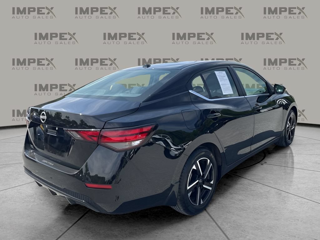 Used 2025 Nissan Sentra SV FWD image 5
