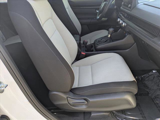 Used 2025 Honda CR-V LX image 19