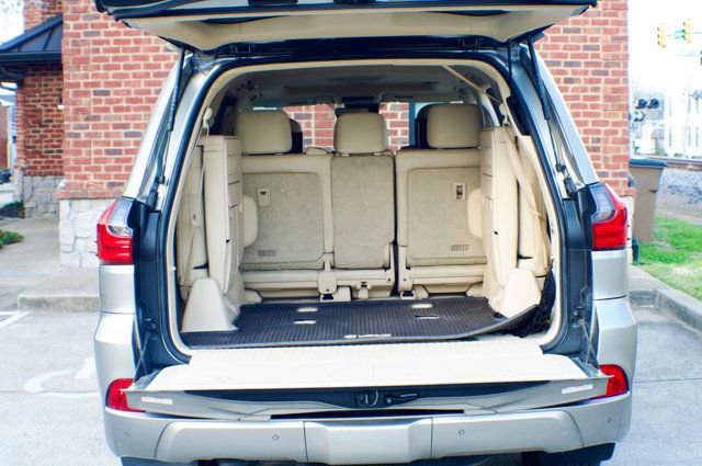 Used 2018 Lexus LX 570 4WD w/ Luxury Package image 58