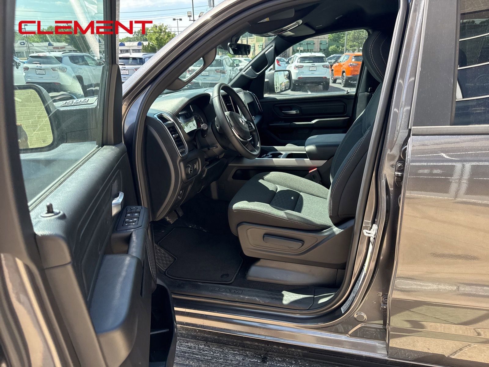 New 2026 RAM 1500 Express AWD/4WD image 15