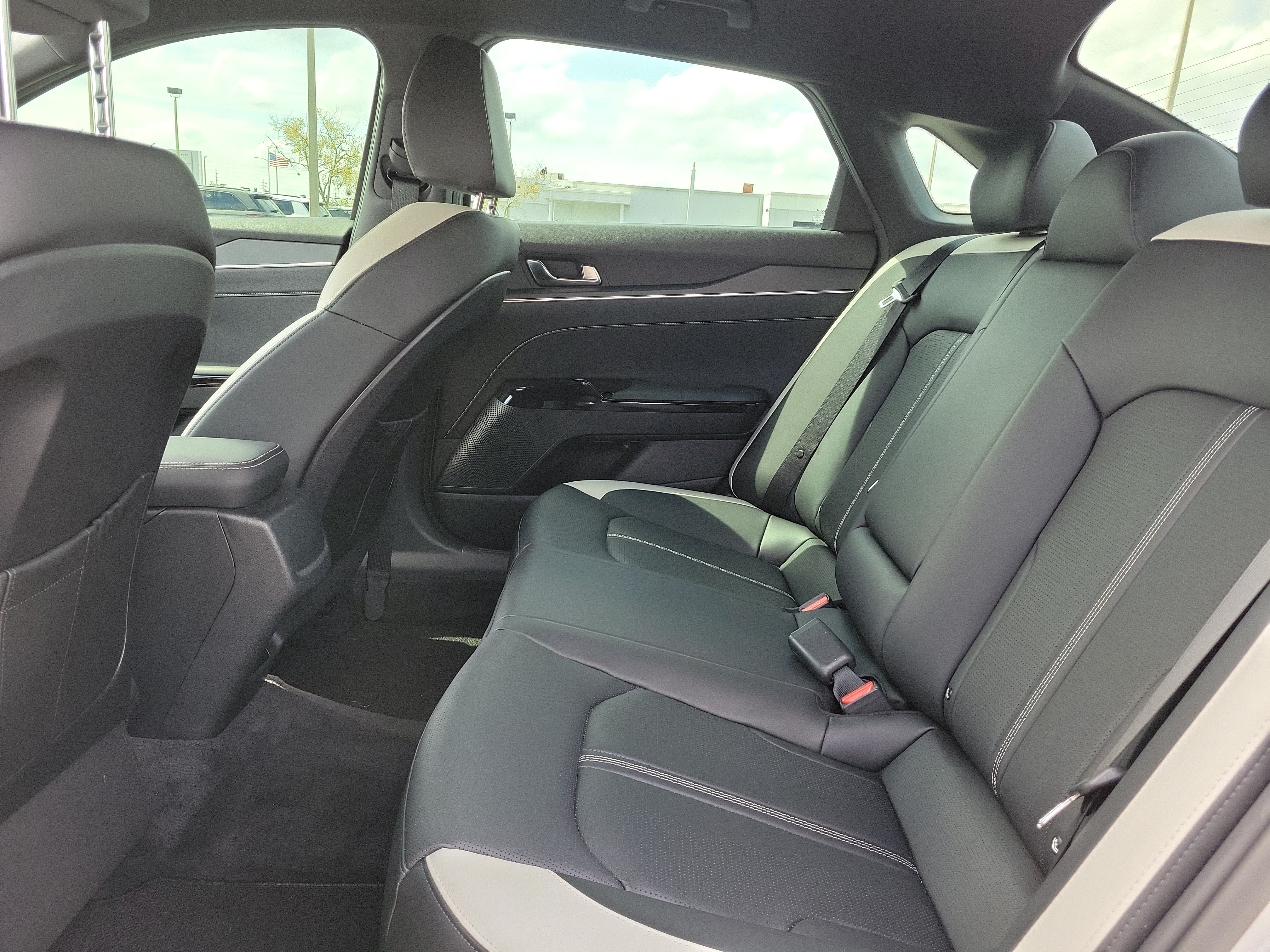 Used 2025 Kia K5 GT-Line FWD image 16