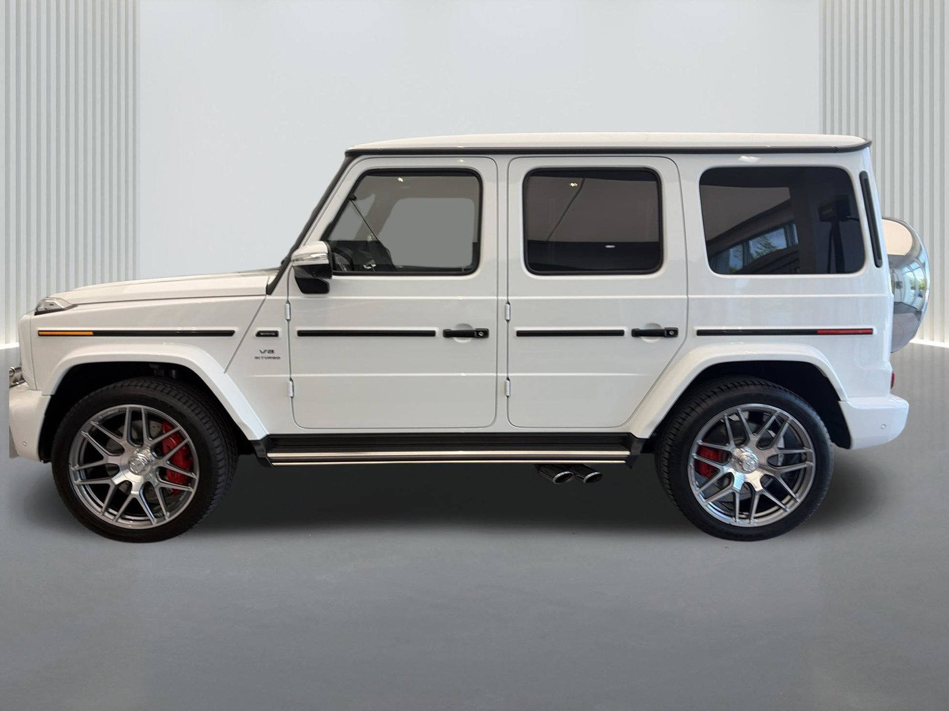 Used 2025 Mercedes-Benz G 63 AMG 4MATIC image 3