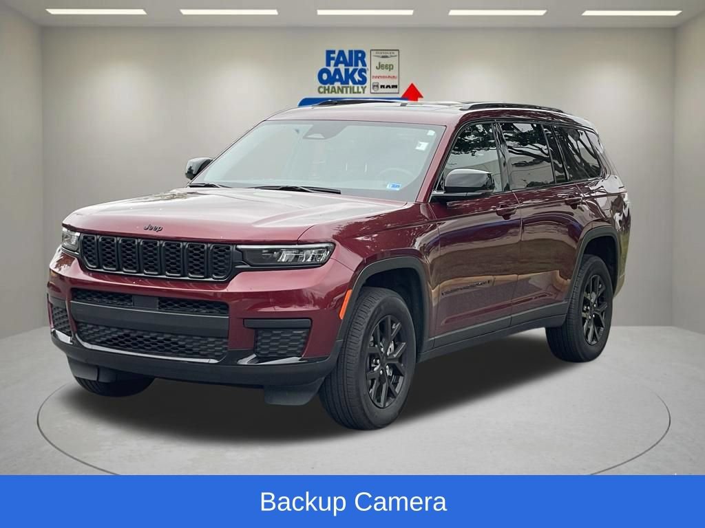 Used 2025 Jeep Grand Cherokee L Altitude AWD/4WD image 3