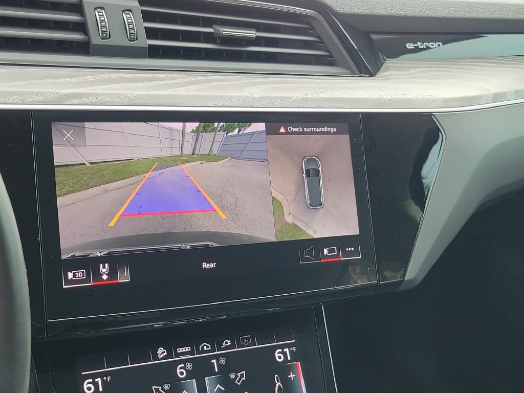 Certified 2024 Audi Q8 e-tron Premium Plus AWD/4WD image 29