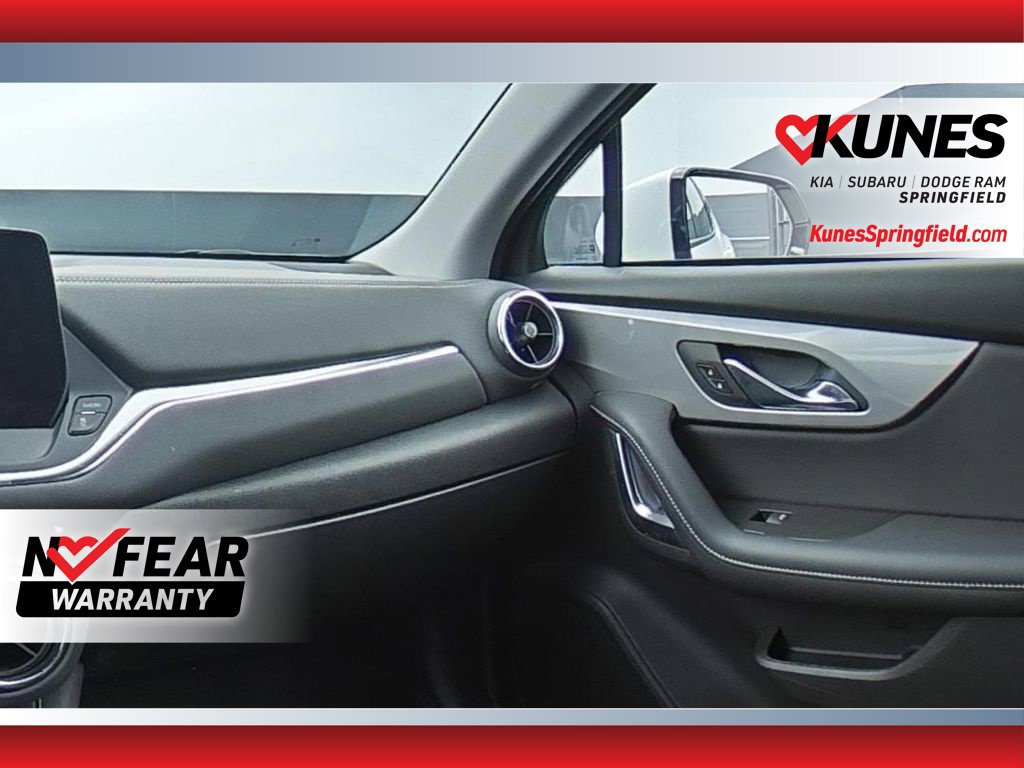 Used 2024 Chevrolet Blazer LT w/ LPO, Floor Liner Package FWD image 19