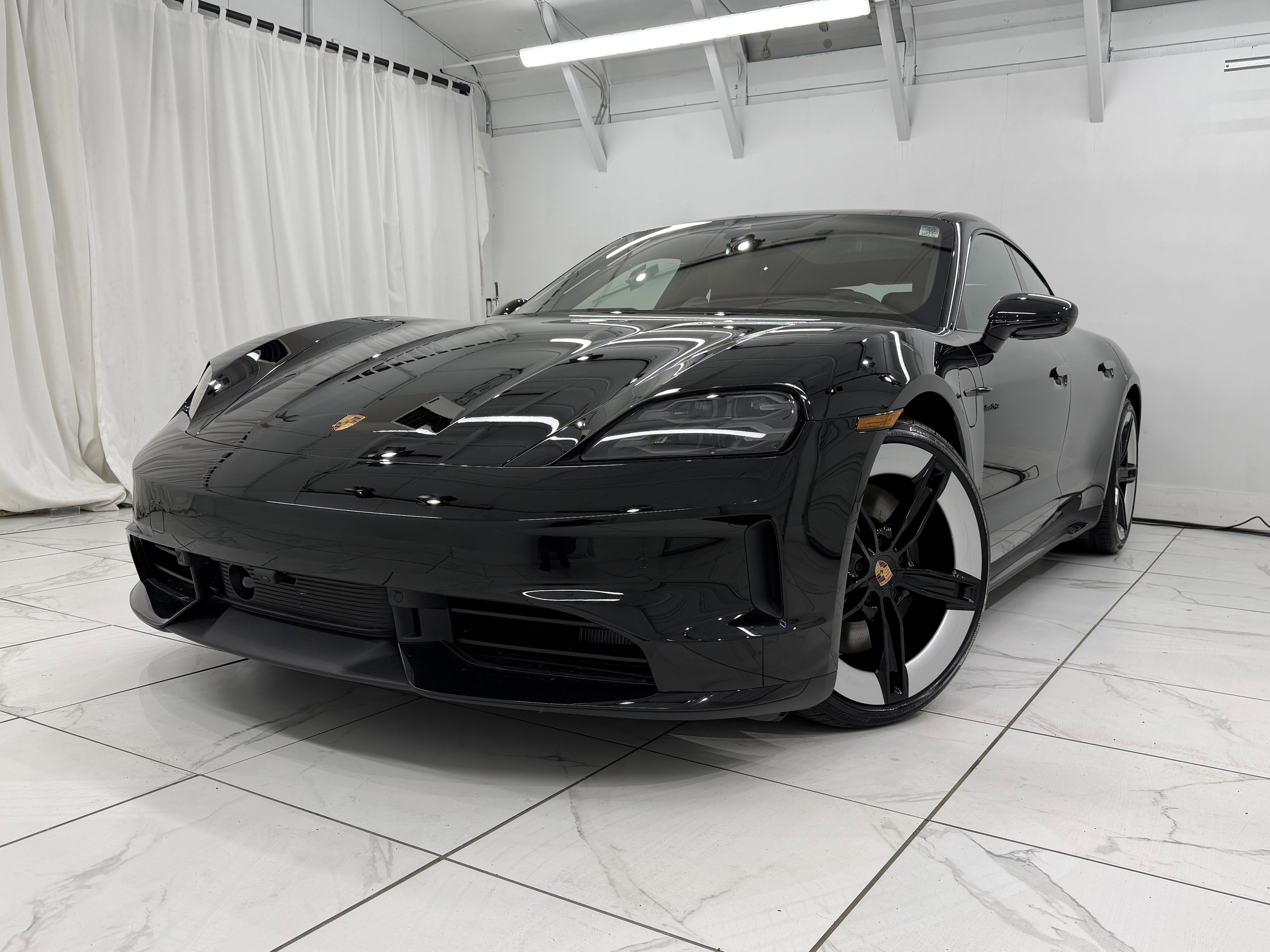 New 2026 Porsche Taycan GTS image 8