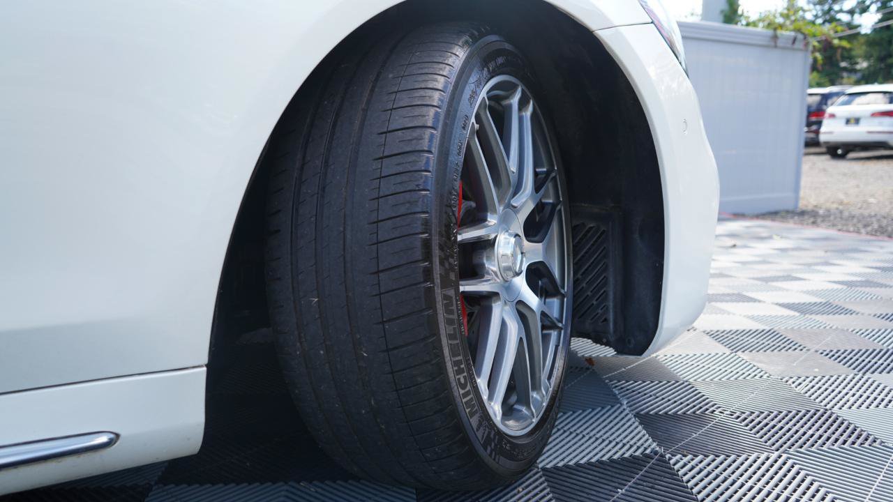 Used 2019 Mercedes-Benz S 63 AMG S 4MATIC Sedan w/ Warmth & Comfort Package image 37