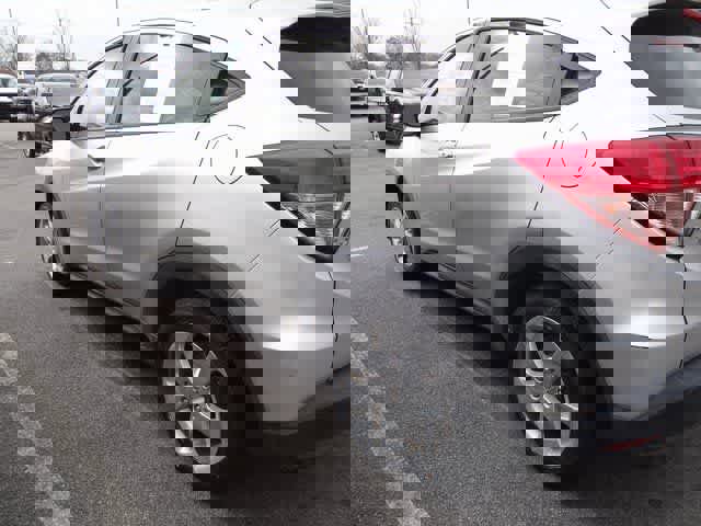 Used 2016 Honda HR-V EX image 5